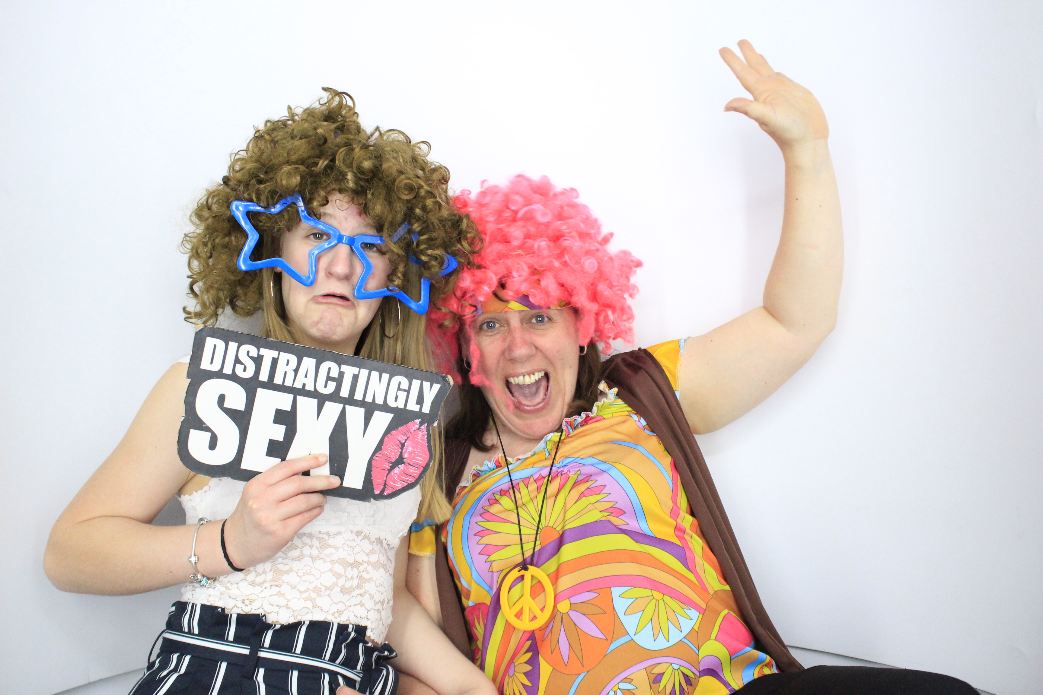 Jodie’s 40th Birthday | View more photos from the event at gallery.myphotoboothexperience.co.uk/u/MyPhotoBoothExperienceLtd/Jodie’s-40th-Birthday
